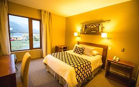 Río Serrano Hotel + Spa